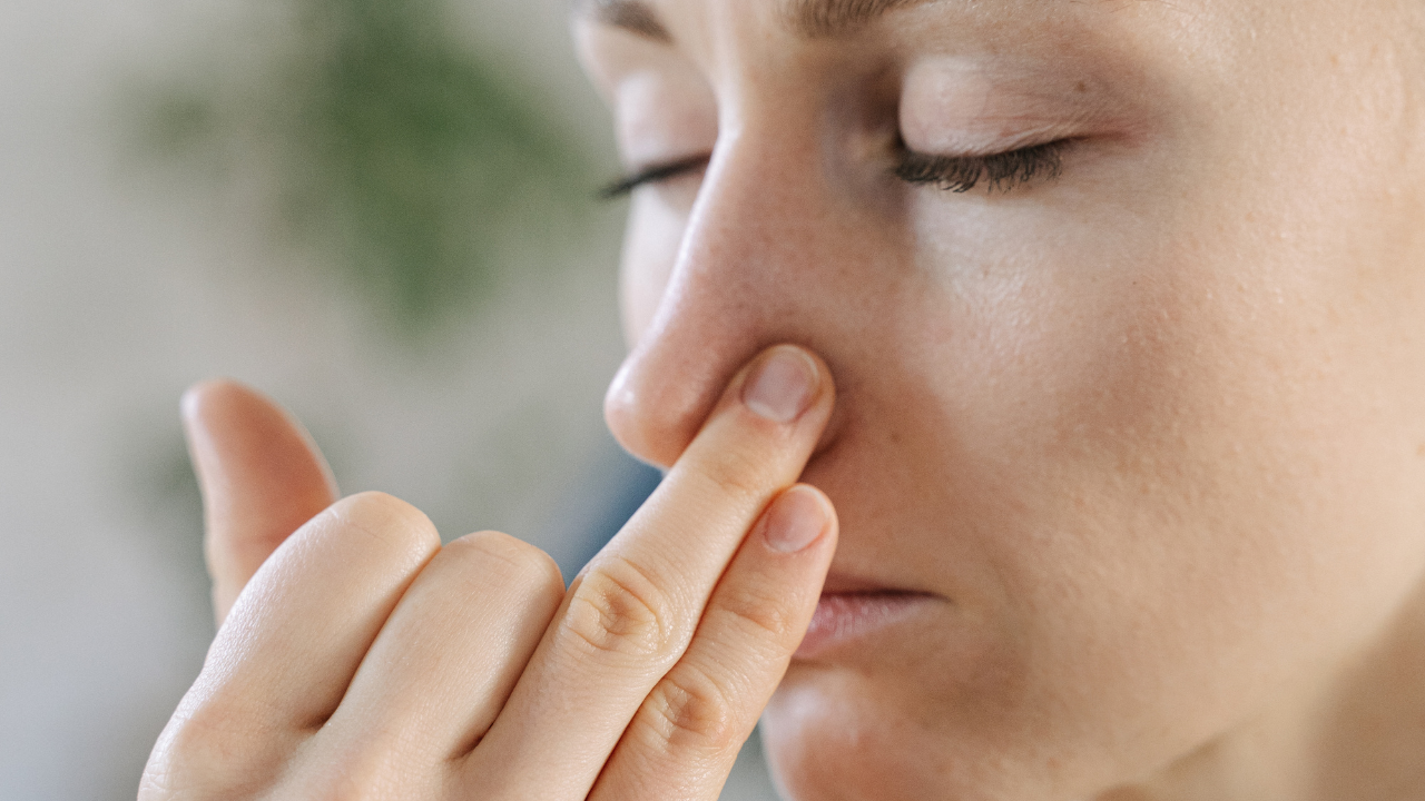 Quá trình lão hóa cũng ảnh hưởng đến mũi