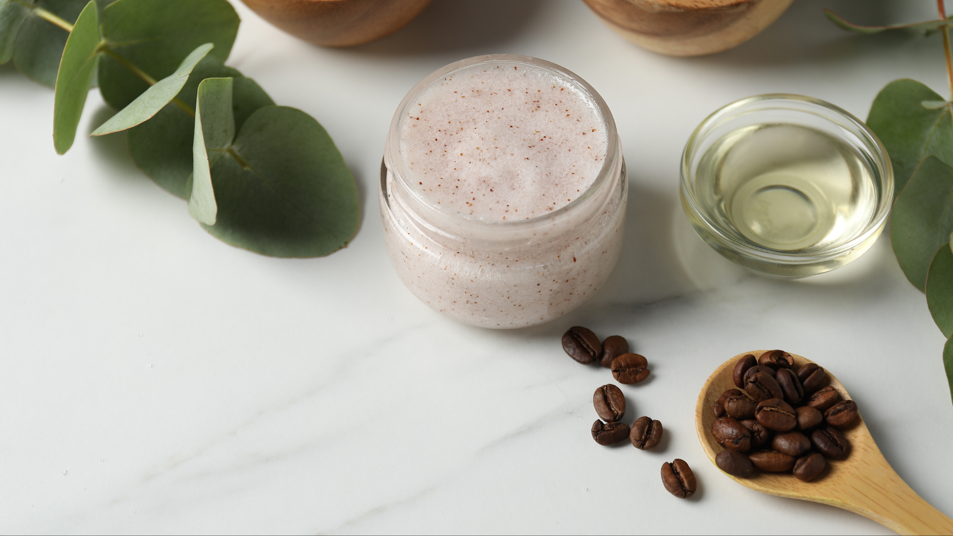 Tẩy tế bào chết giúp làn da thông thoáng hơn