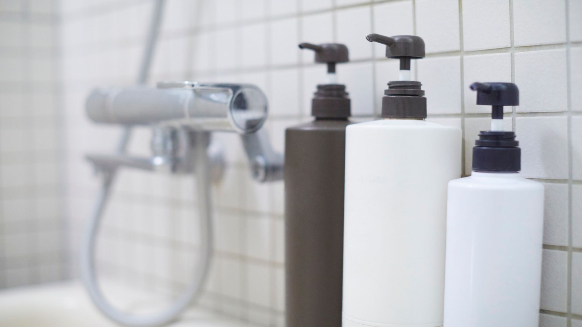 Dầu gội chống nấm giúp điều trị nấm da đầu