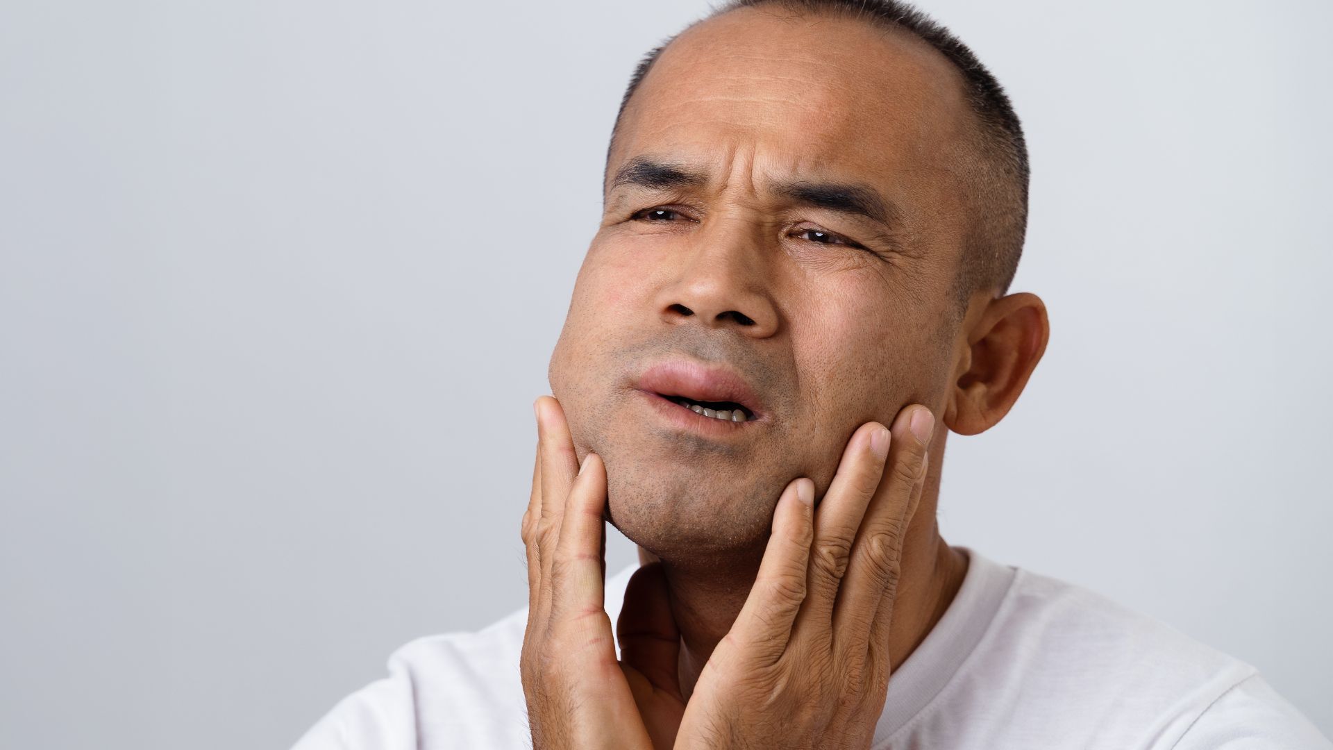 Khi nang phát triển lớn, có thể gây phồng xương tại vị trí tổn thương