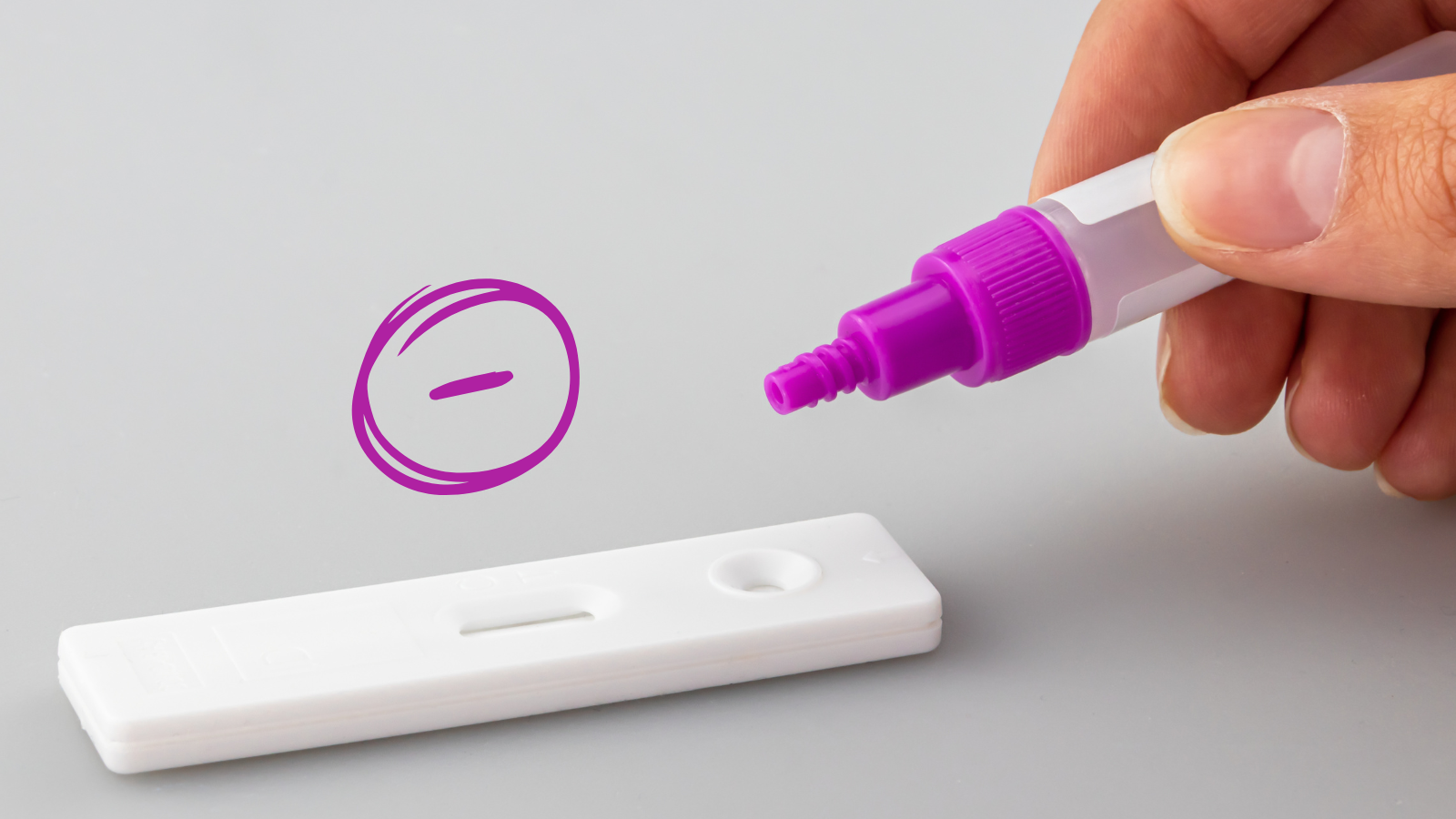 Negative nghĩa là gì trong xét nghiệm? Là chất xét nghiệm đang kiểm tra không có hoặc ở mức bình thường