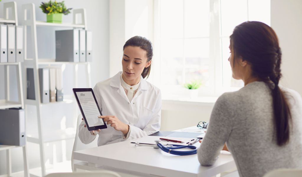 Nên đặt vòng hay tiêm thuốc tránh thai? Giải pháp nào phù hợp với bạn? 4