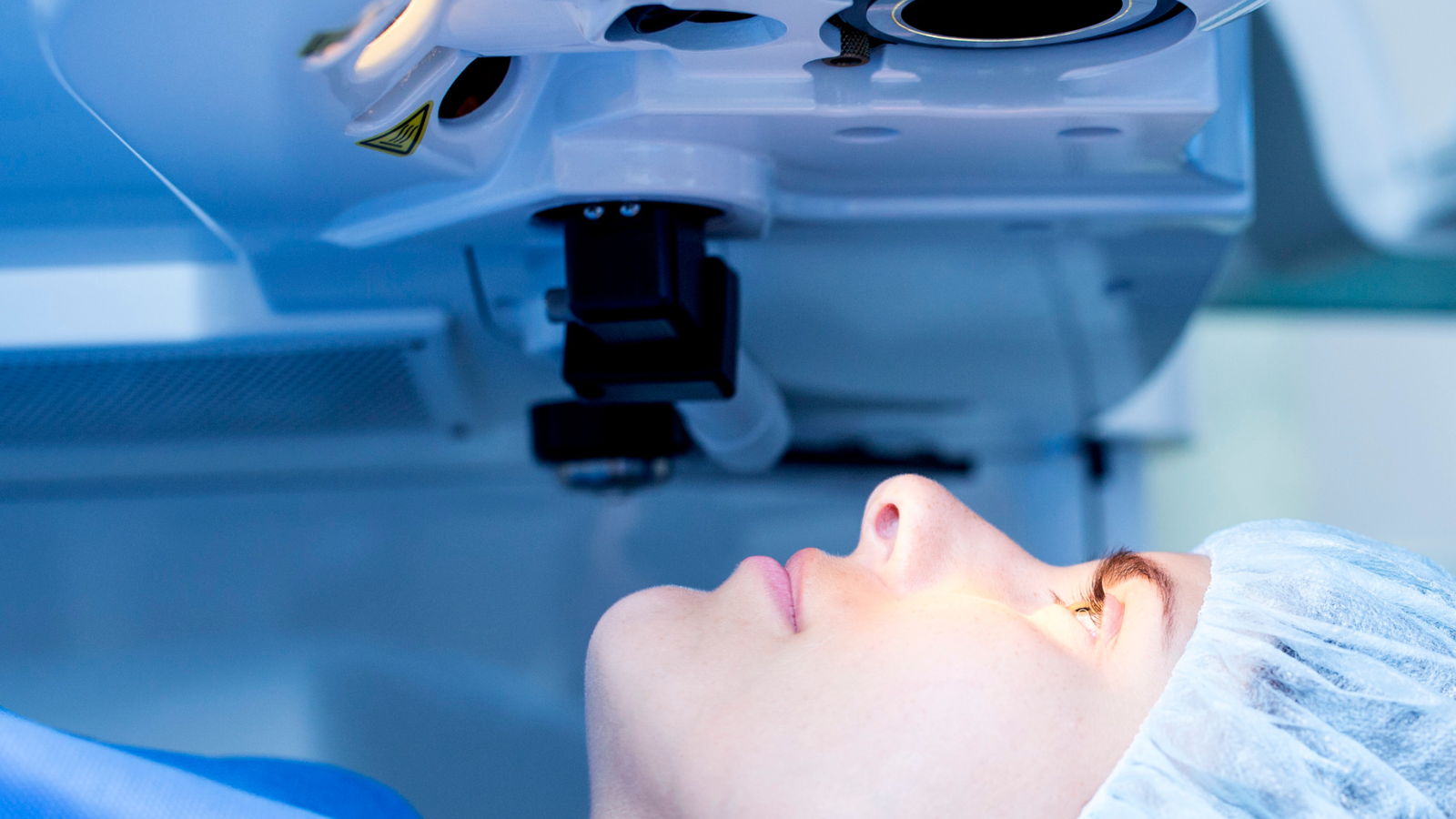 Mổ mắt giúp cải thiện thị lực rõ rệt và mang lại sự thuận tiện trong sinh hoạt