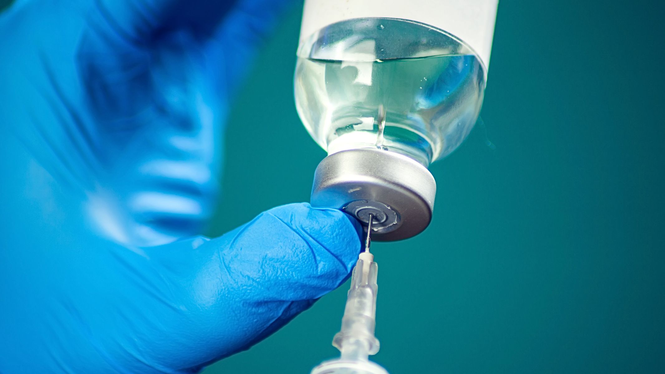 Nên tiêm tiền hôn nhân trước bao lâu?