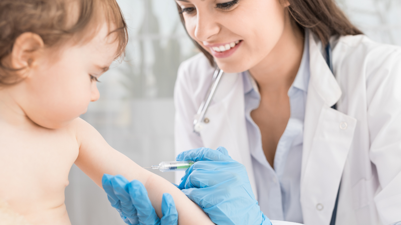 nen-tiem-vac-xin-5-trong-1-hay-6-trong-1-cho-tre (2).png