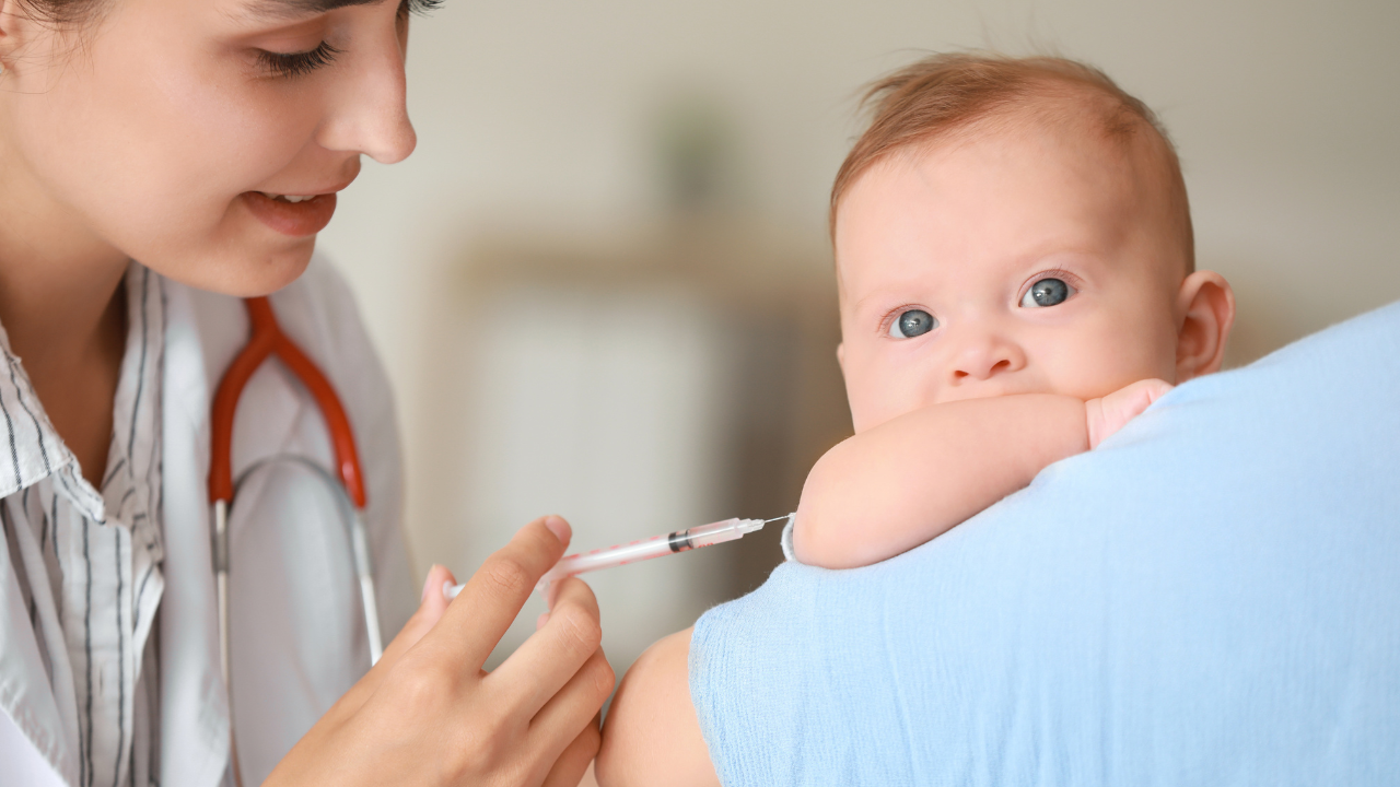 nen-tiem-vac-xin-5-trong-1-hay-6-trong-1-cho-tre (4).png