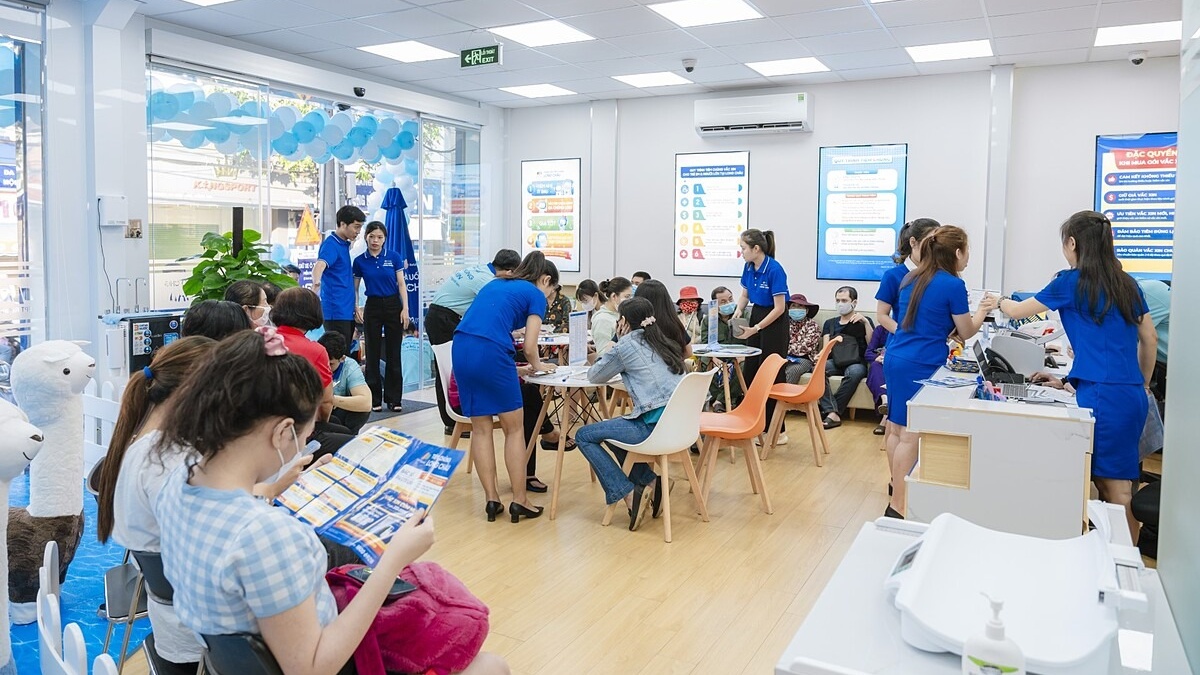 nen-tiem-vac-xin-bach-hau-o-dau-goi-y-dia-chi-tiem-chung-uy-tin-dam-bao-an-toan-va-hieu-qua-4 Cropped.jpg