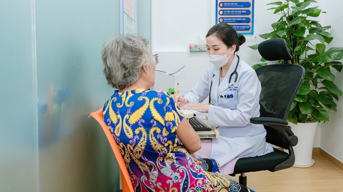 nen-tiem-vac-xin-cum-cua-nuoc-nao-de-dat-hieu-qua-cao-nhat-4 Cropped.jpg