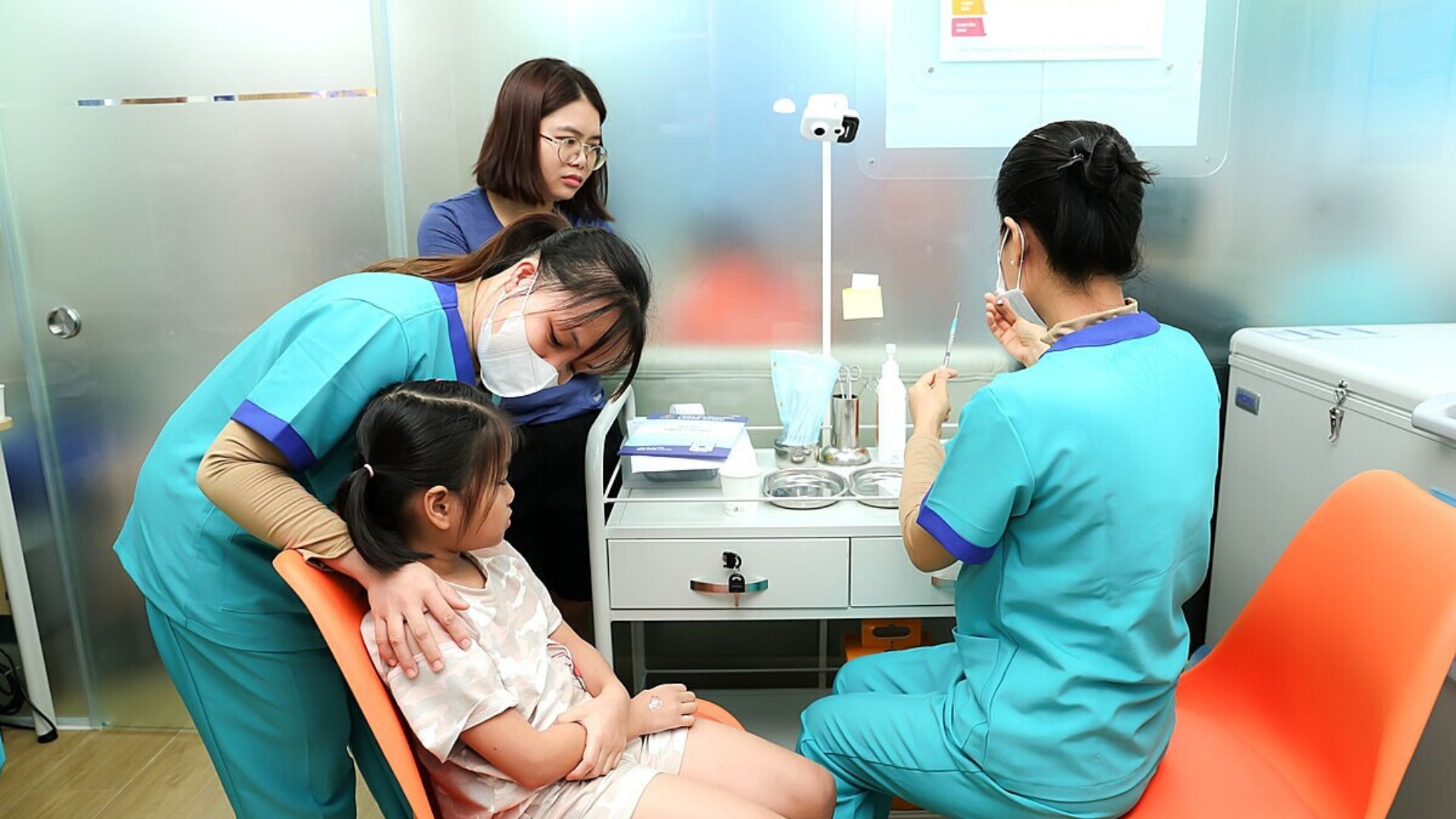 Tại Đà Nẵng, hệ thống Trung tâm Tiêm chủng Long Châu đã được mở rộng, sẵn sàng cung cấp đa dạng vắc xin cho mọi đối tượng