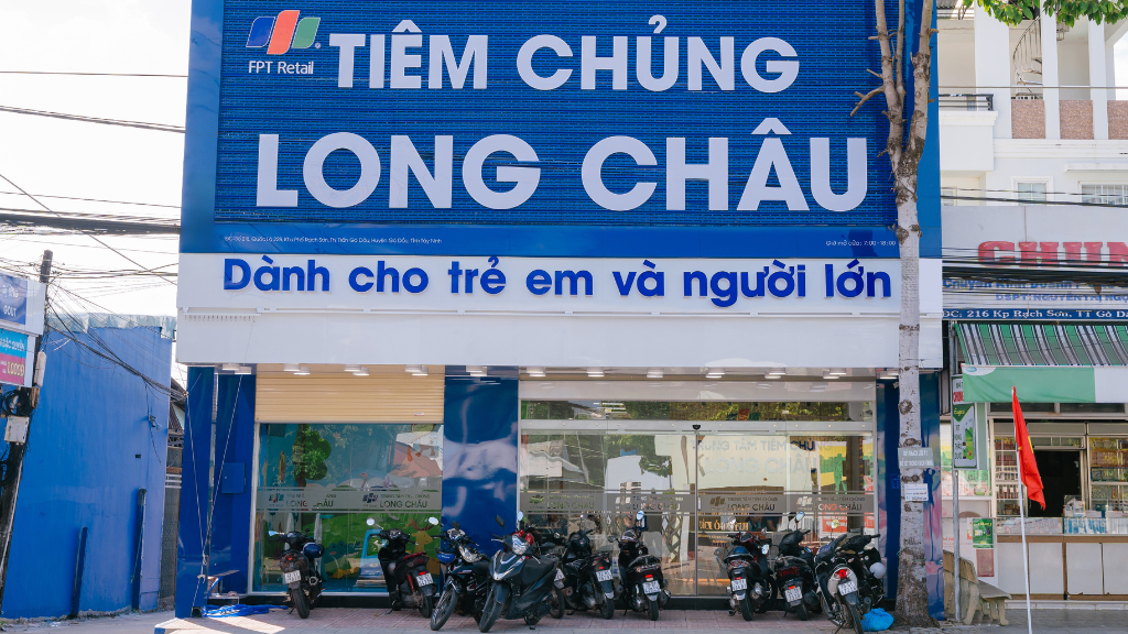 Tiêm vắc xin sốt xuất huyết ở đâu tại quận 10? Trung tâm Tiêm chủng Long Châu là địa chỉ uy tín, chất lượng