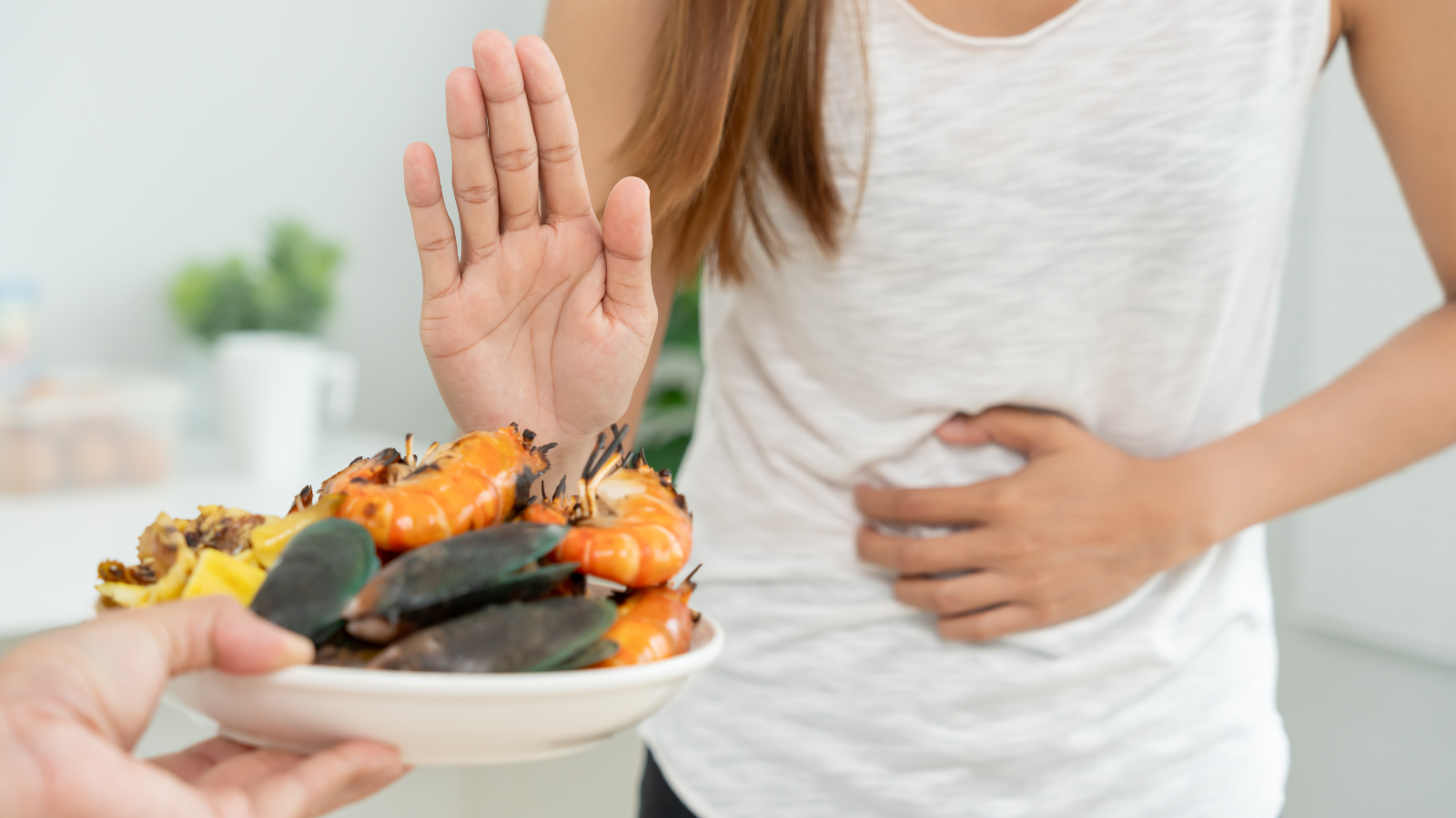 Người bị dị ứng hải sản cần cân nhắc