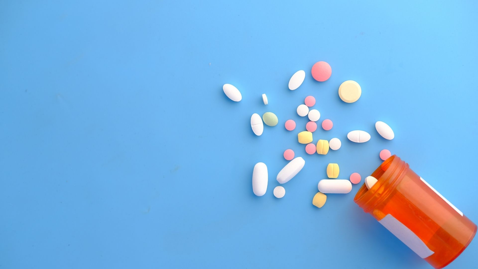 Trao đổi với bác sĩ về các loại thuốc đang sử dụng