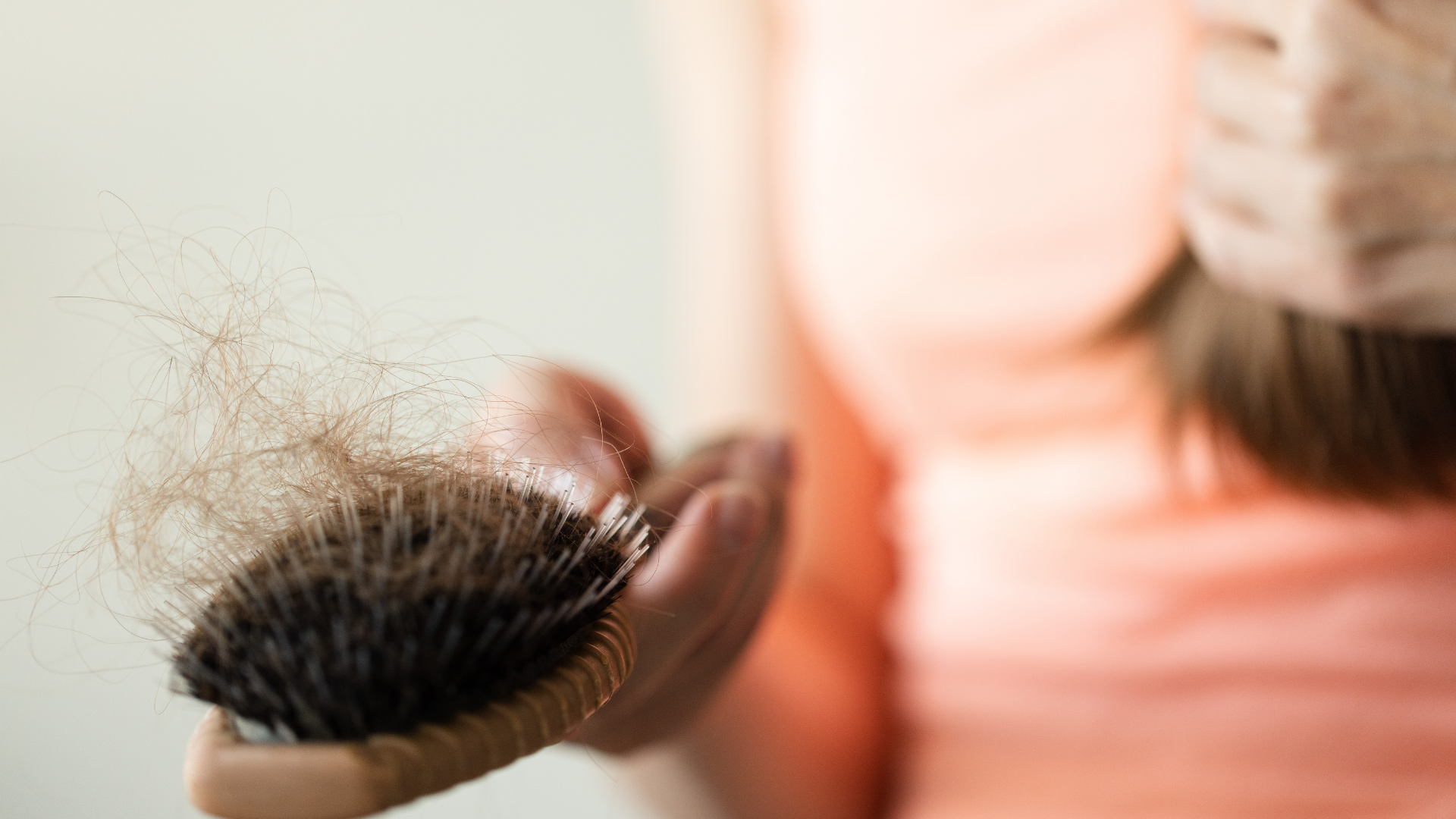 Một số dấu hiệu có thể liên quan đến ngộ độc vitamin