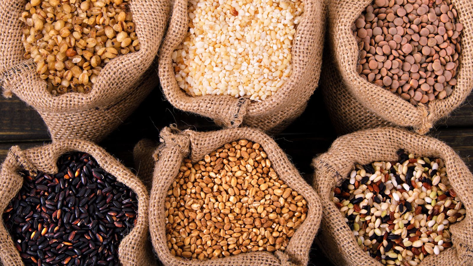 Việc thay đổi thói quen ăn uống từng chút một sẽ giúp bạn dễ dàng chuyển sang chế độ ăn lành mạnh hơn