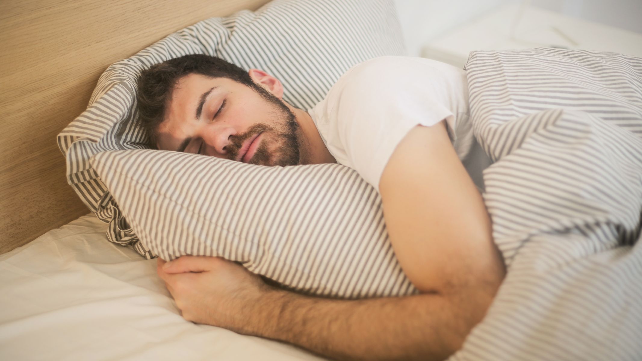 Ngủ nhiều có tốt không? Sự thật bạn cần biết 1