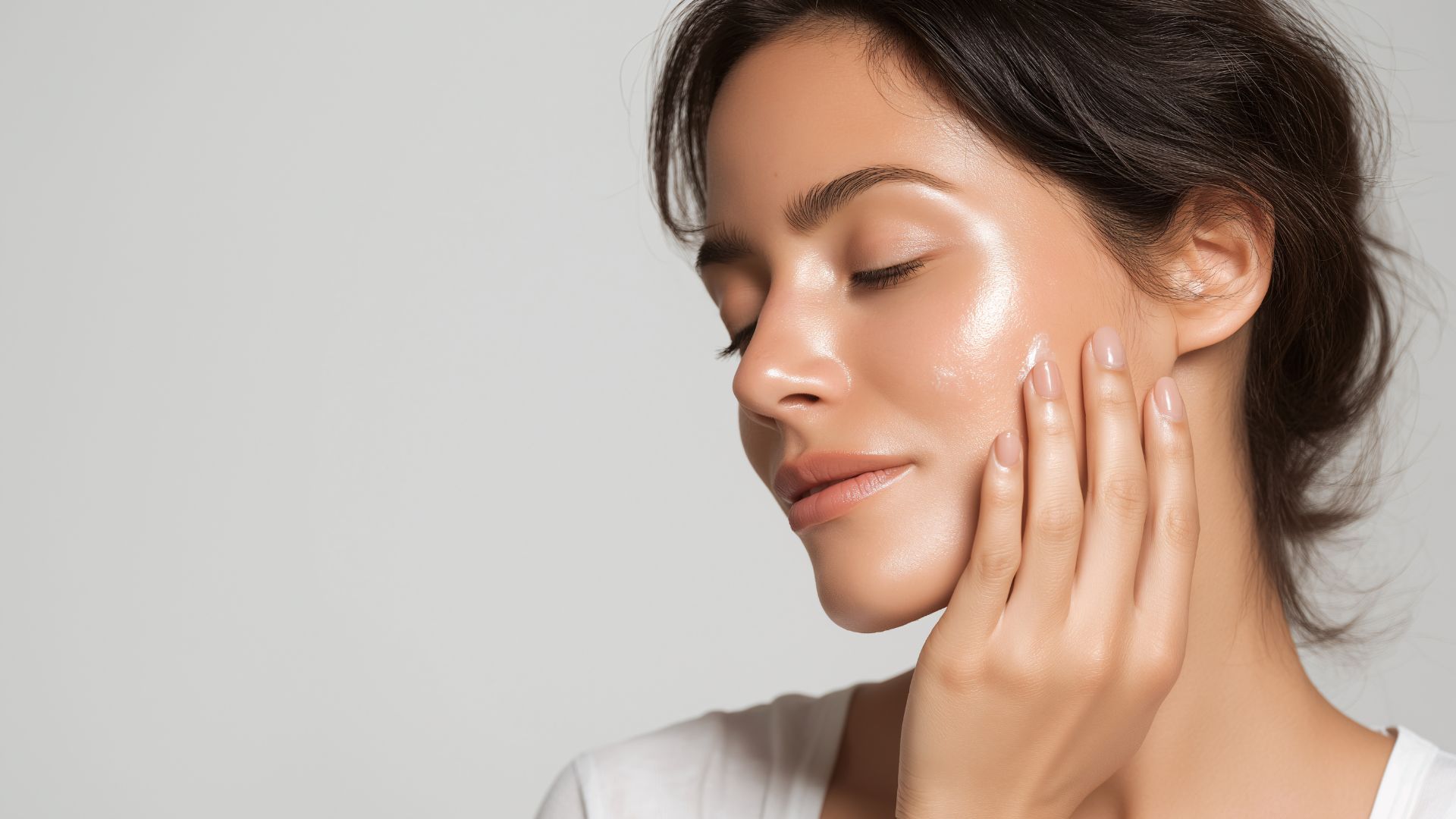 Ngủ sớm giúp làn da trở nên khỏe mạnh và tươi tắn hơn