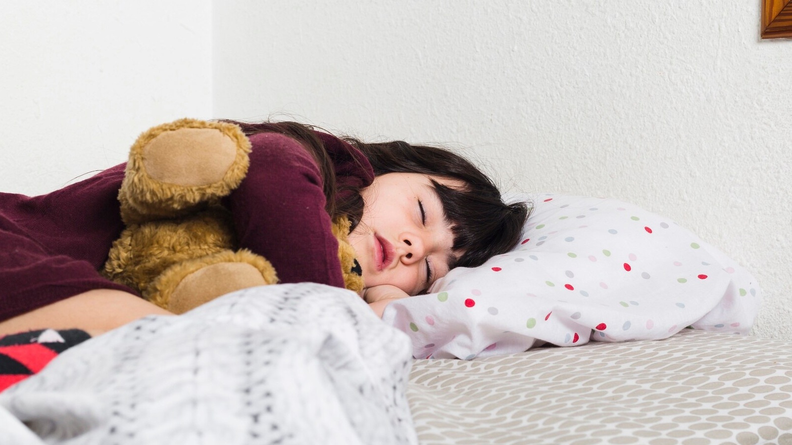 Nhiều người thường thắc mắc “Ngủ trưa có tăng chiều cao không?” khi tìm cách cải thiện vóc dáng