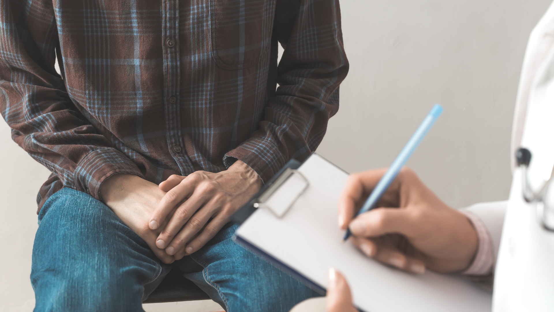 Nguyên nhân ngứa bìu nổi cục là gì? Có nguy hiểm không? 4