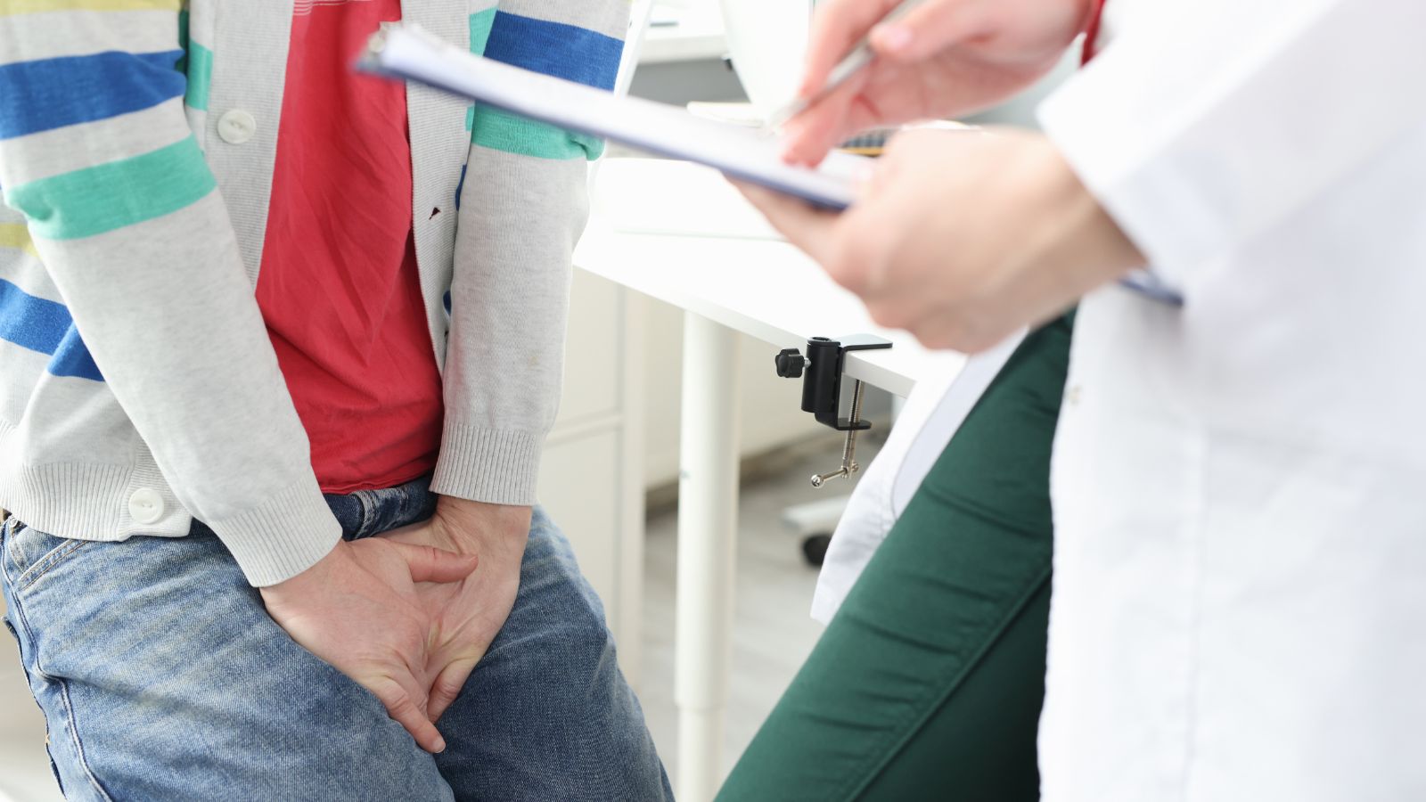 Kiểm tra sức khỏe nam khoa định kỳ đóng vai trò quan trọng trong việc phòng ngừa tái phát