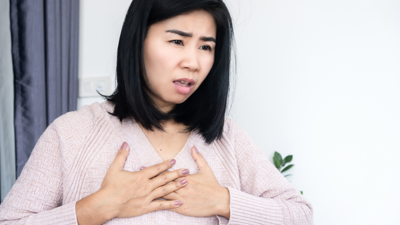 Nang vú (u xơ nang) thường gặp ở phụ nữ trung niên