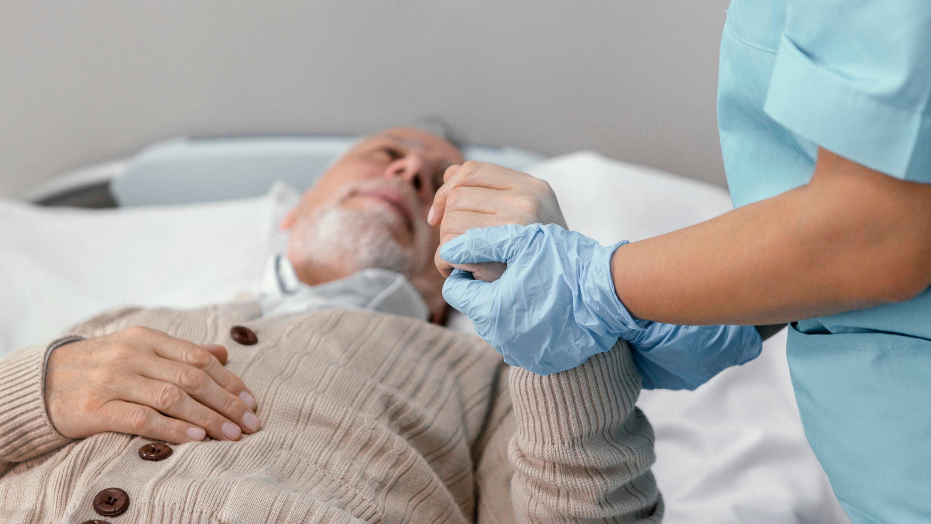 Người bị tai biến có ăn được tổ yến không? Những lưu ý khi dùng tổ yến 1