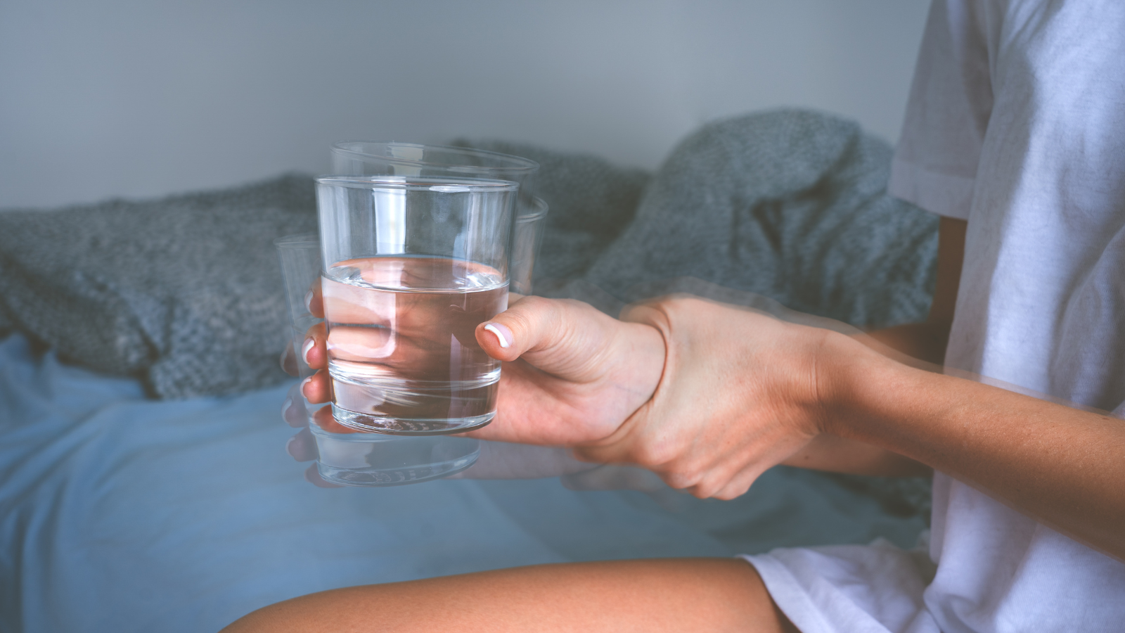 Bệnh run tay ở người già​ là một biểu hiện khá thường gặp