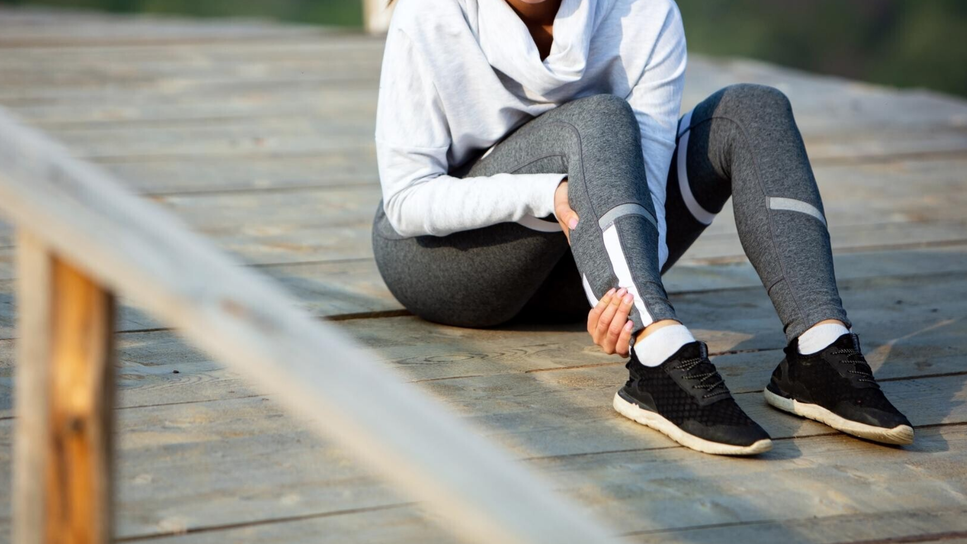 Chuột rút là một trong những nguyên nhân phổ biến nhất gây đau nhói dữ dội