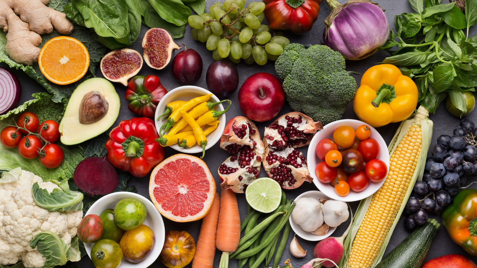 Duy trì chế độ ăn giàu rau quả tươi giúp ổn định kali máu và ngăn ngừa nguy cơ thiếu hụt