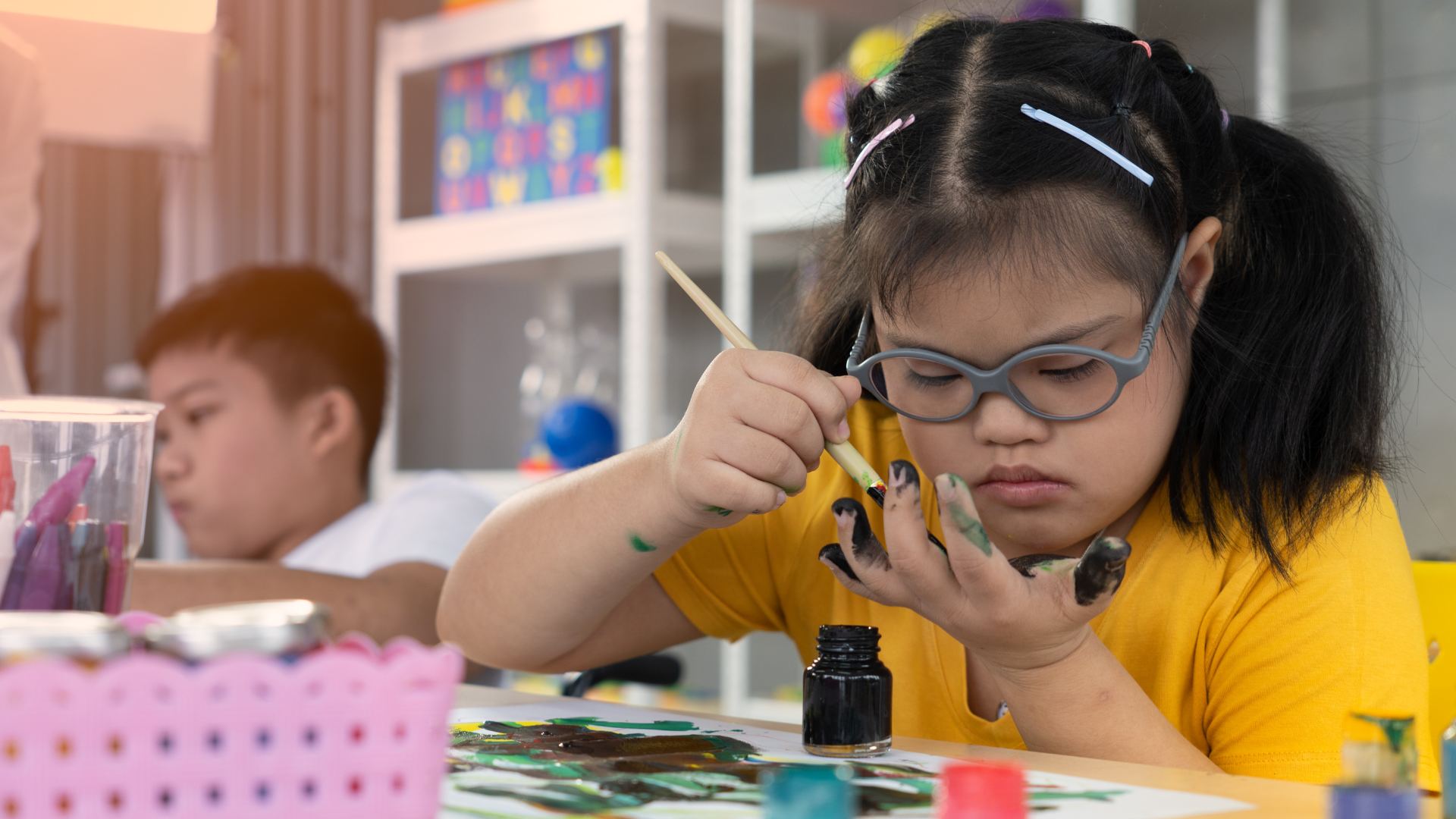 Tình trạng di truyền là yếu tố nguy cơ liên quan đến tự kỷ