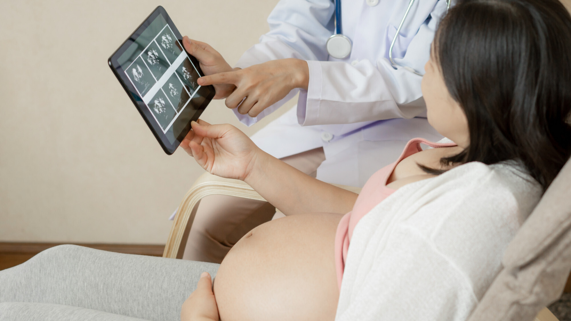 Việc nhận biết các yếu tố nguy cơ giúp sản phụ và bác sĩ chủ động theo dõi