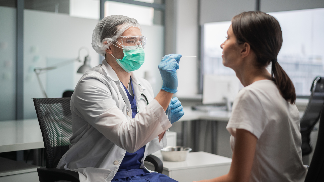 nhan-biet-trieu-chung-ung-thu-vom-hong (3).png