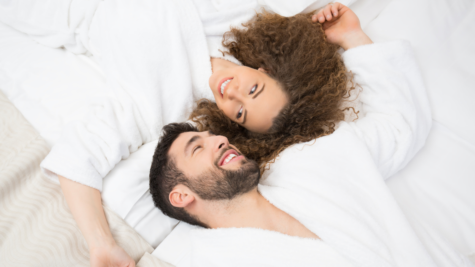 Bệnh chủ yếu lây truyền qua quan hệ tình dục không an toàn