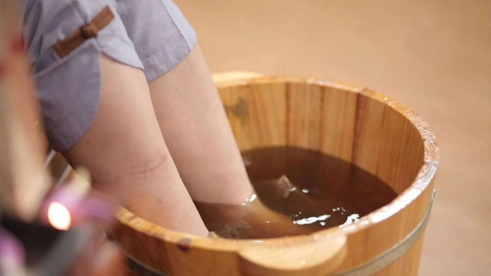 Những ai không nên ngâm chân nước gừng để bảo vệ sức khỏe tốt nhất 4