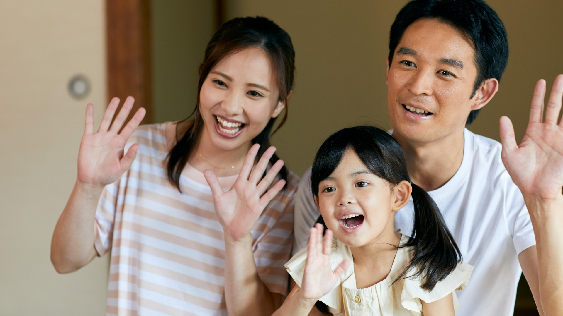 Các bố mẹ Nhật luôn là tấm gương để con có thể noi theo