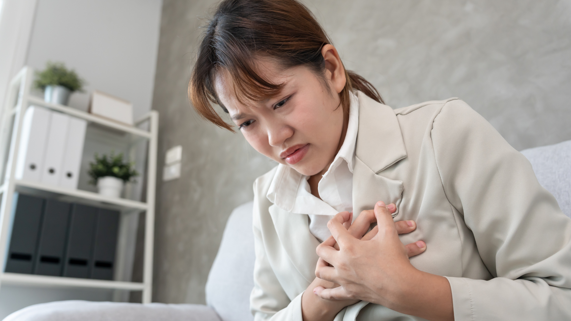 Bướu cổ do cường giáp có thể gây suy tim hoặc rối loạn nhịp tim