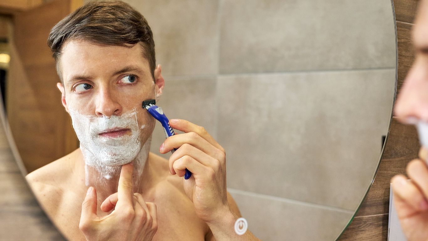 Những cách trị mụn nội tiết ở cằm đơn giản, dễ thực hiện 4