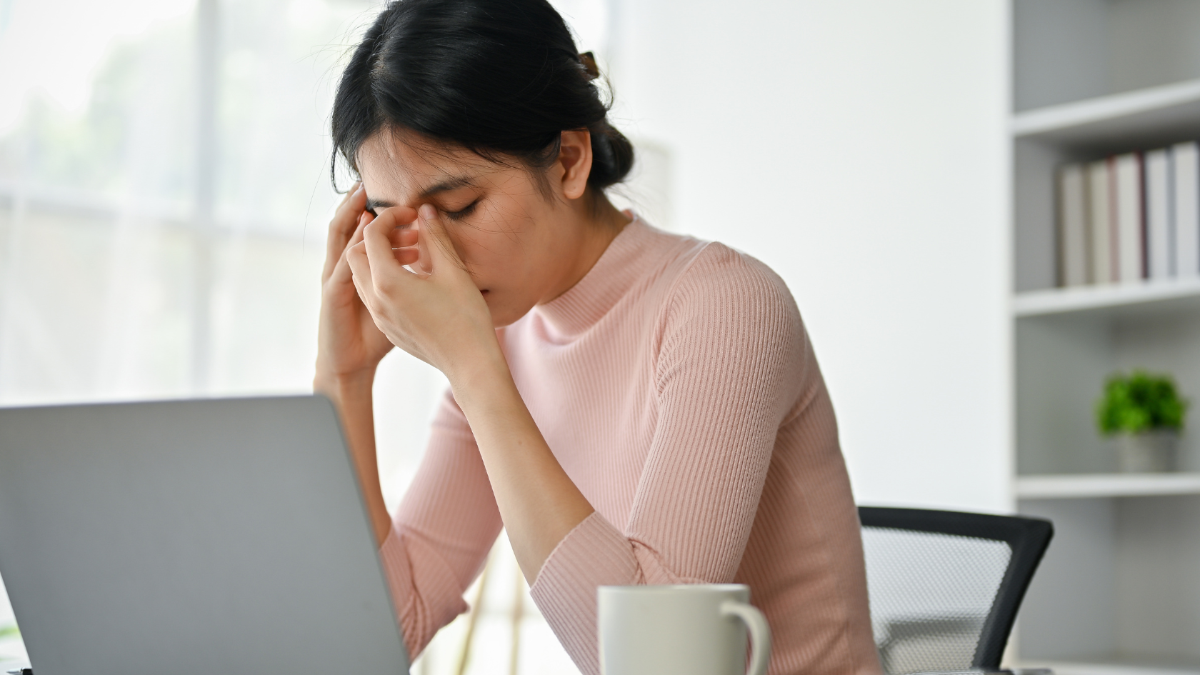 nhung-dieu-can-biet-ve-benh-zona-than-kinh-o-mat 3.png