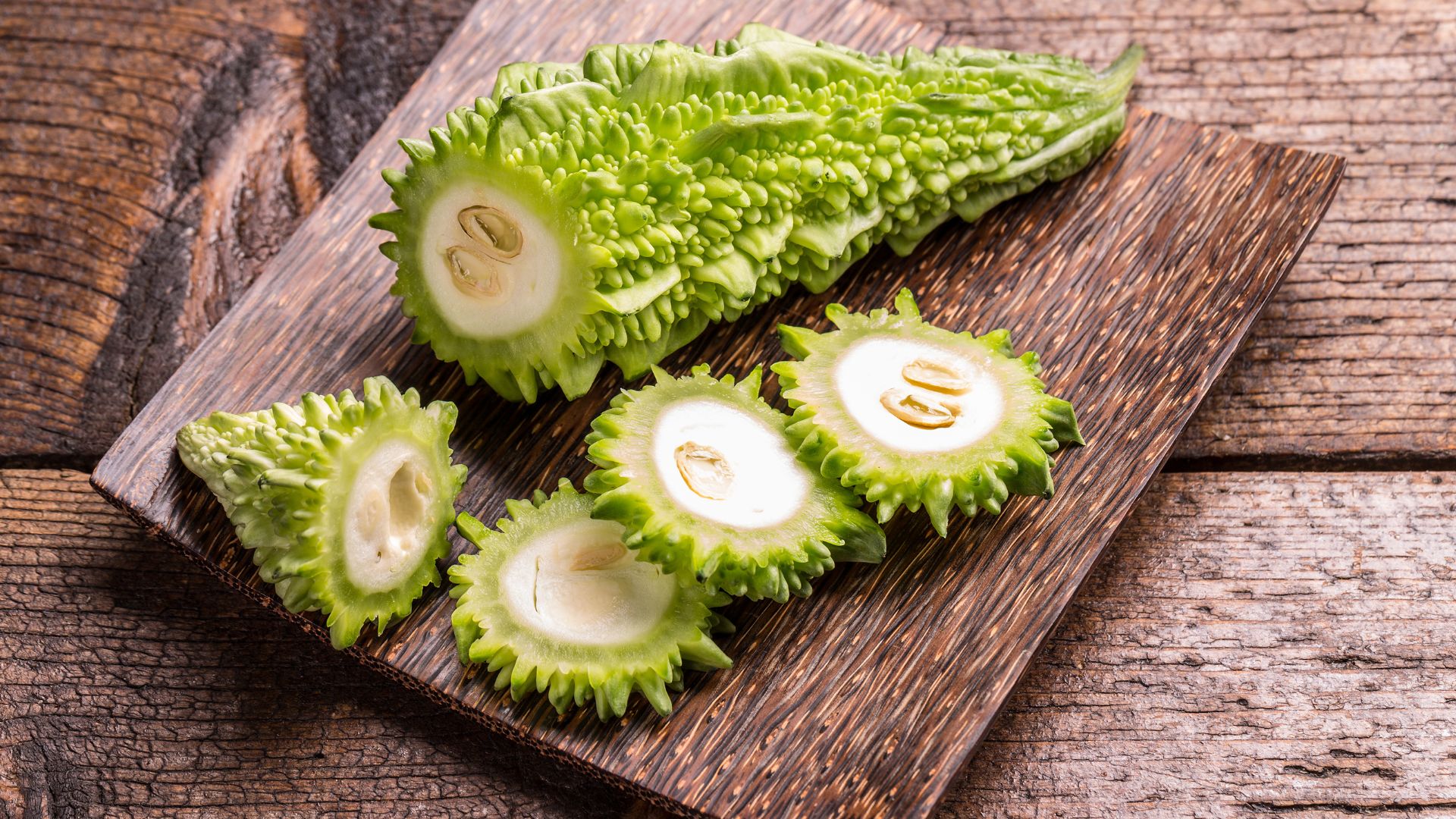 Mướp đắng là một trong những loại rau người bị tiểu đường nên ăn