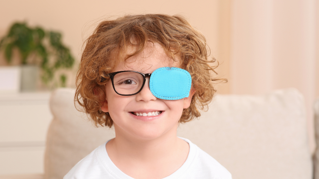 Che mắt (dán mắt) là phương pháp điều trị nhược thị phổ biến, đặc biệt hiệu quả ở trẻ nhỏ