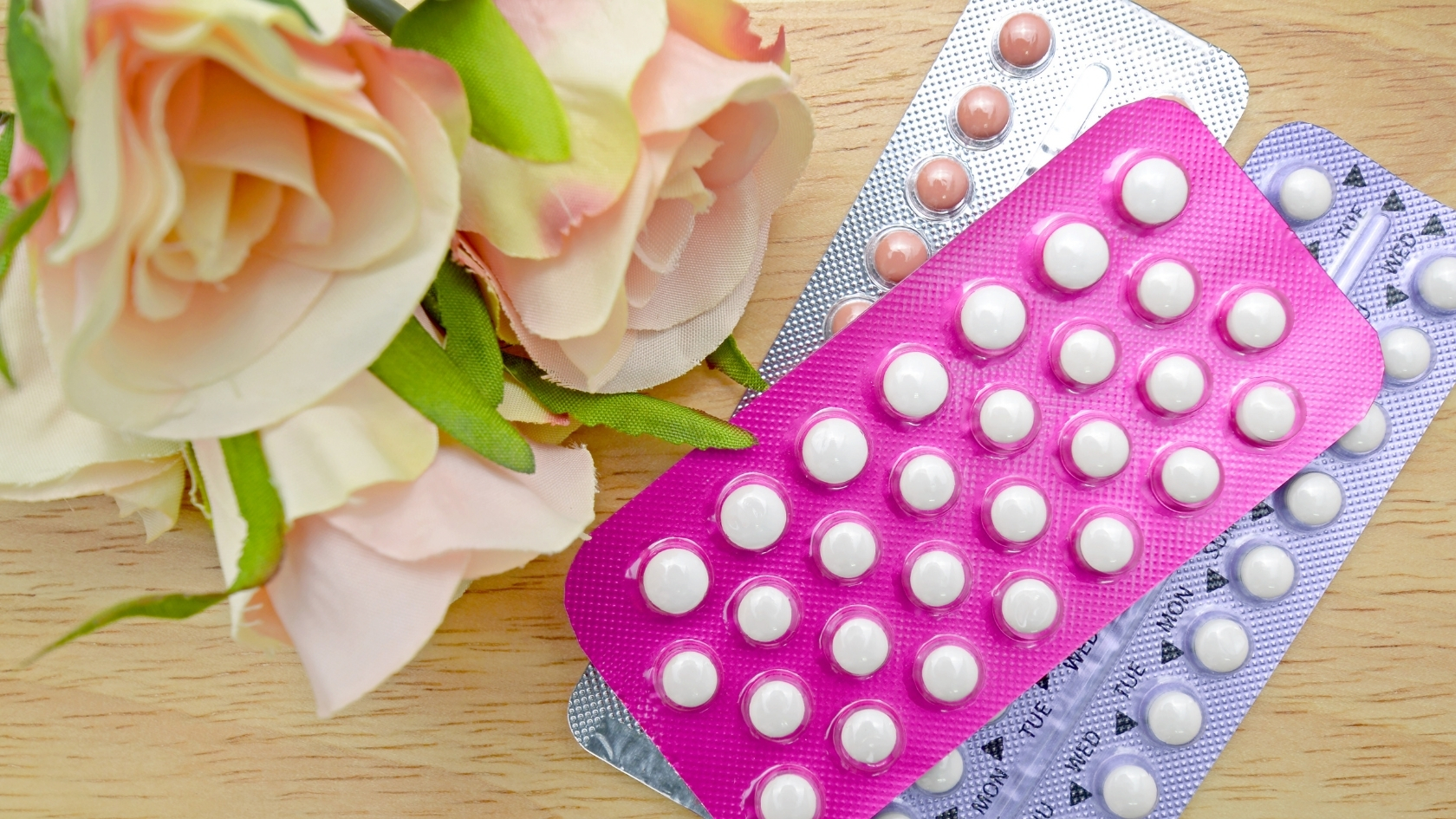 Dùng progesterone theo chu kỳ giúp làm teo lớp niêm mạc dày, đồng thời thiết lập lại sự cân bằng nội tiết giữa estrogen và progesterone