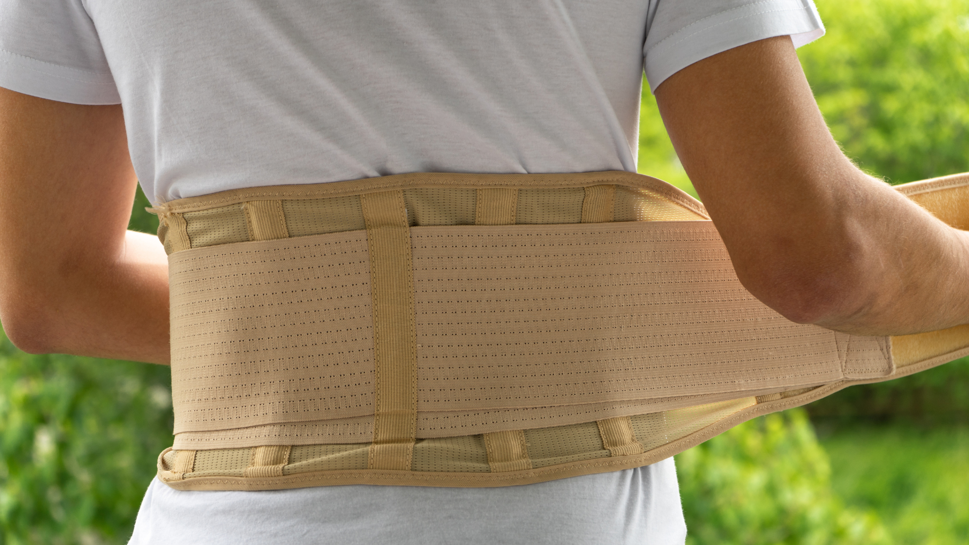 Đeo nịt bụng sai cách gây chèn ép cơ quan nội tạng