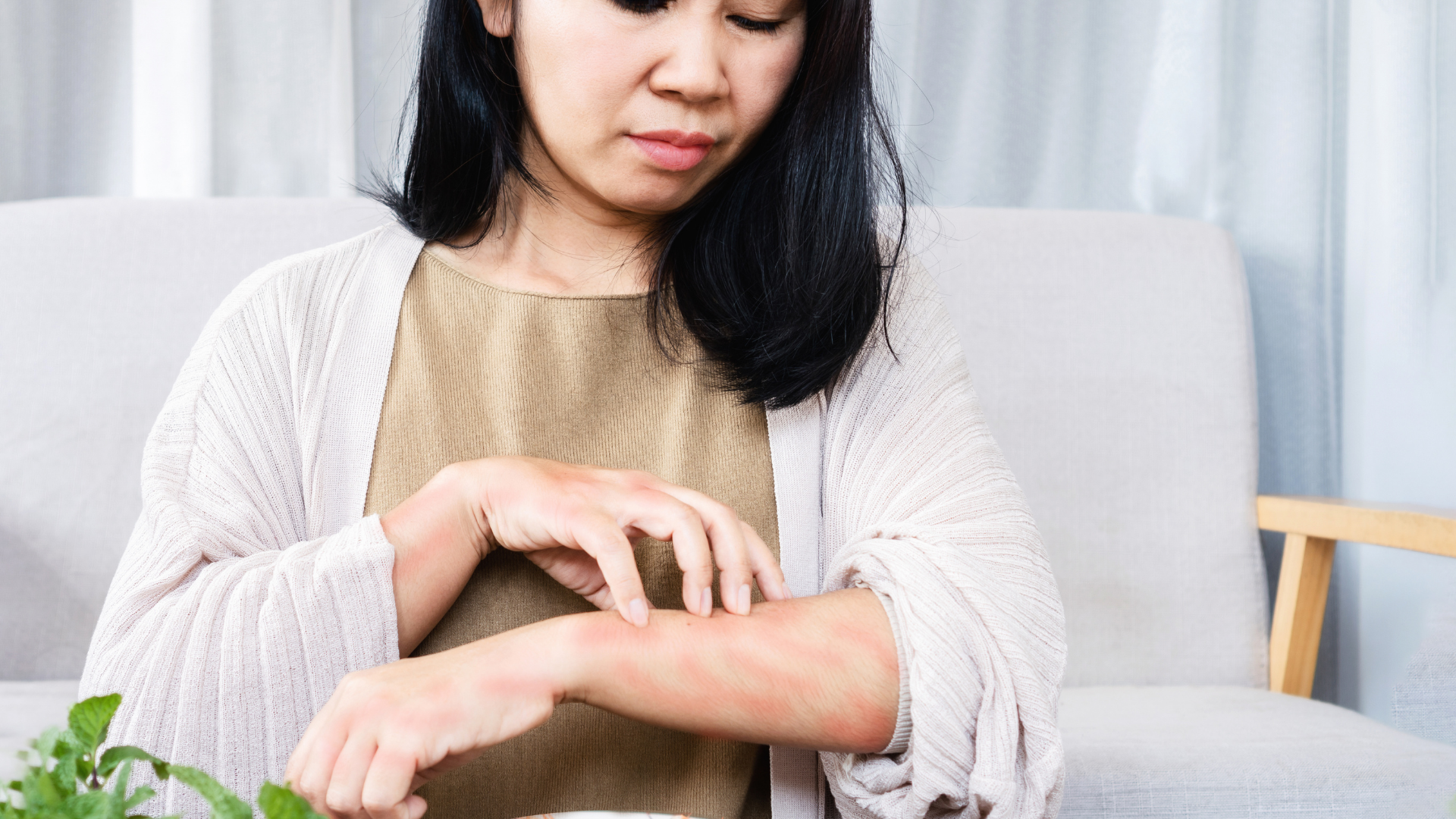 Nổi mề đay sau sinh: nguyên nhân, dấu hiệu và cách xử lý an toàn 3