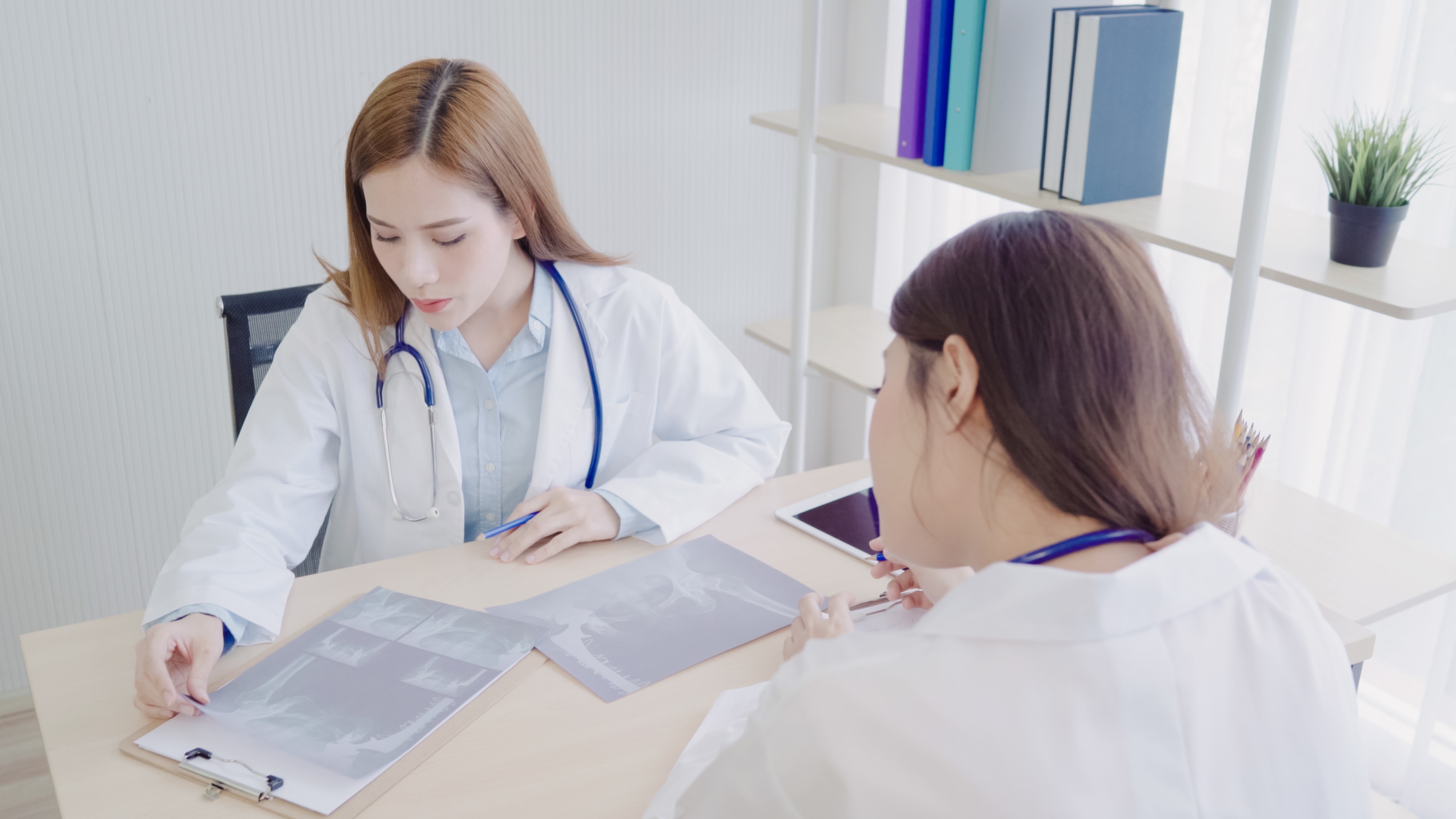 Nội soi đại tràng có được bảo hiểm chi trả không là thắc mắc của nhiều người