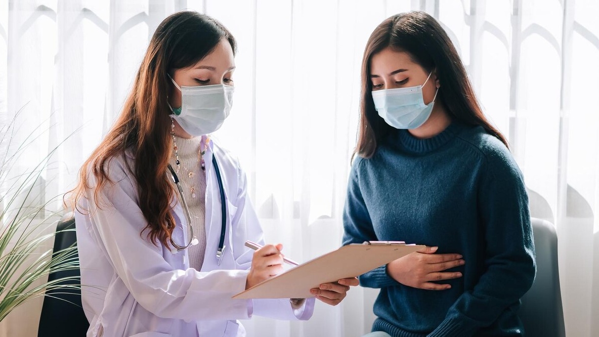 Sử dụng thuốc làm sạch ruột trước khi nội soi