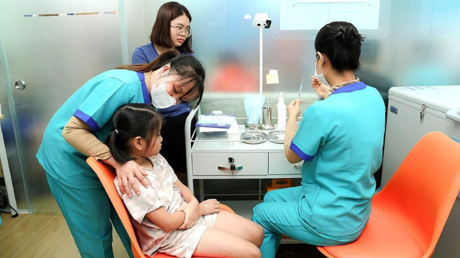 Tiêm vắc xin sốt xuất huyết giúp giảm nguy cơ mắc và ngăn ngừa ca bệnh nặng phải nhập viện