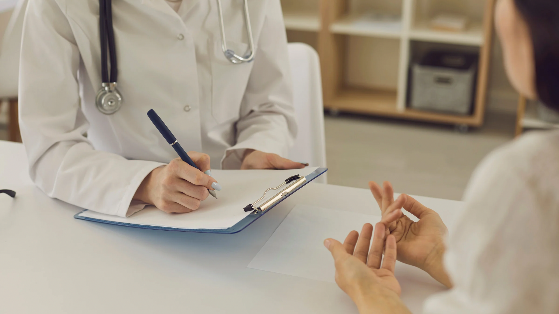 Khám sức khỏe định kỳ hỗ trợ phòng ngừa và kiểm soát đau dạ dày tái phát