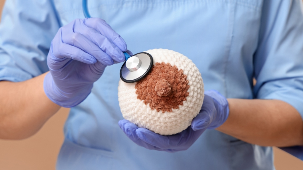 Tìm hiểu hình dạng núm vú bình thường và bất thường