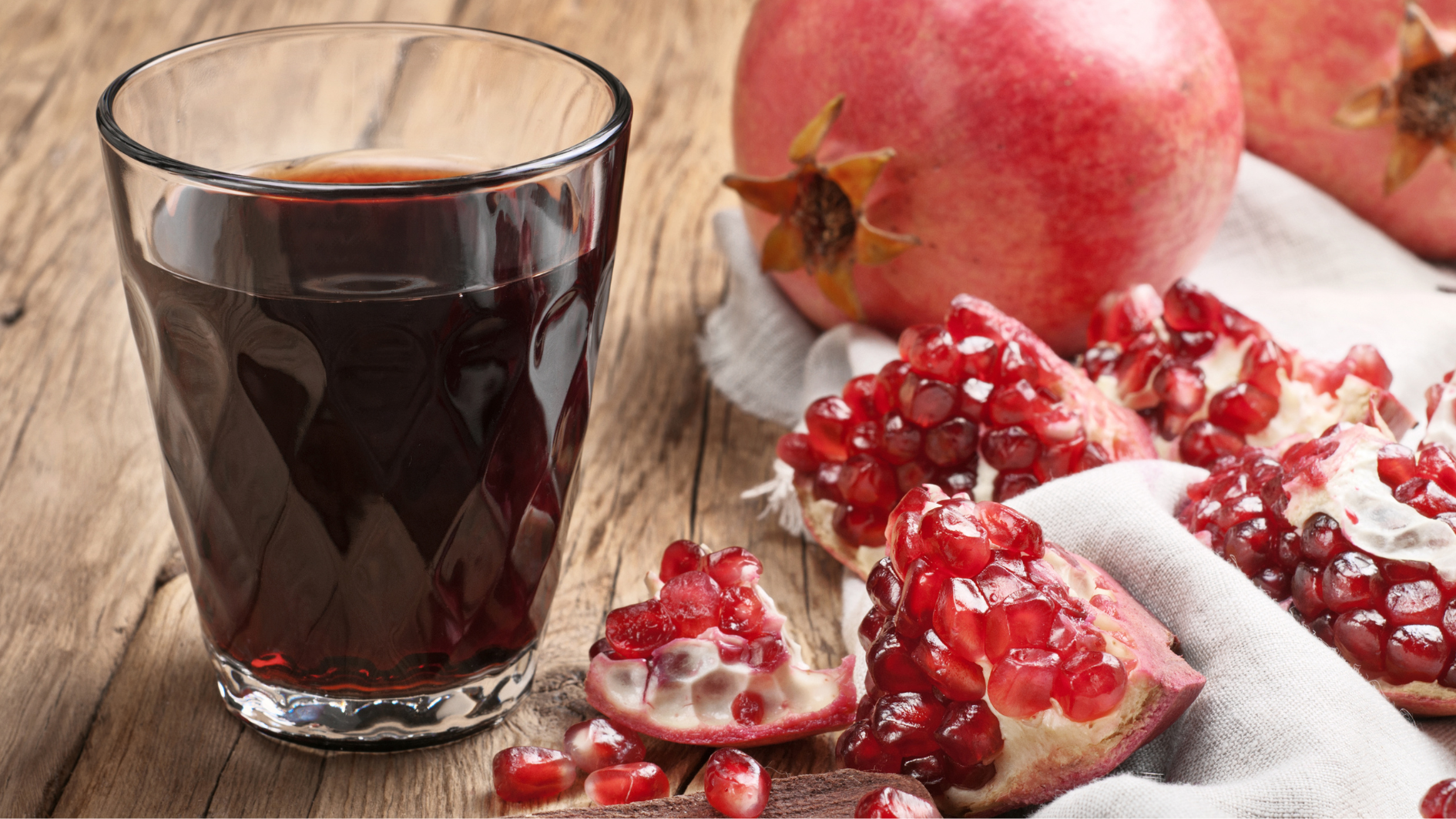 Nước ép lựu chứa nhiều chất dinh dưỡng