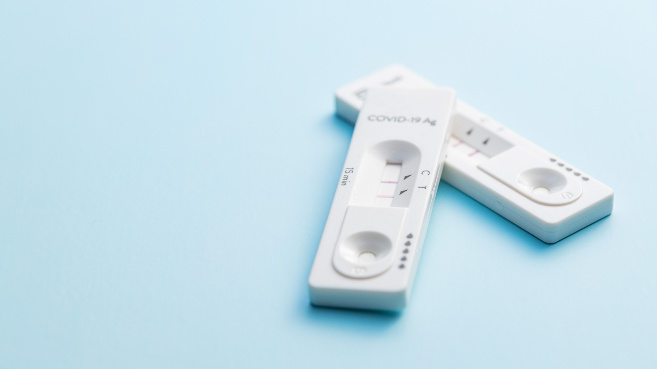Nuốt nước bọt đau họng có phải Covid-19 hay không? 4