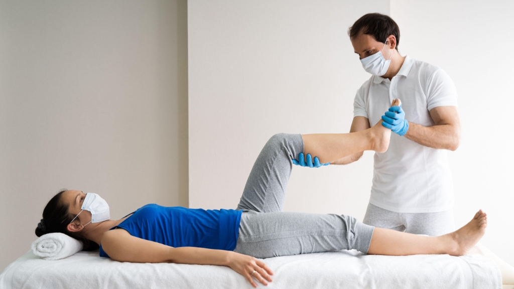 Phục hồi chức năng kết hợp dinh dưỡng hợp lý giúp xương bánh chè nhanh phục hồi